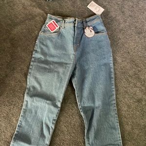 Gloria Vanderbilt jeans